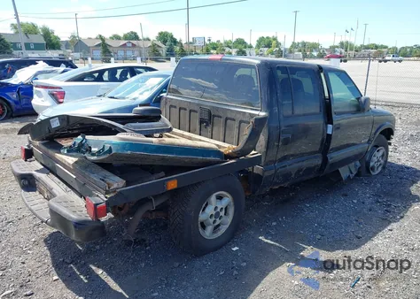 2004 Chevrolet S-10 Ls из США, поврежденный, VIN 1GCDT13X54K151224